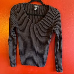 NEW YORK AND COMPANY ribbed sweater
